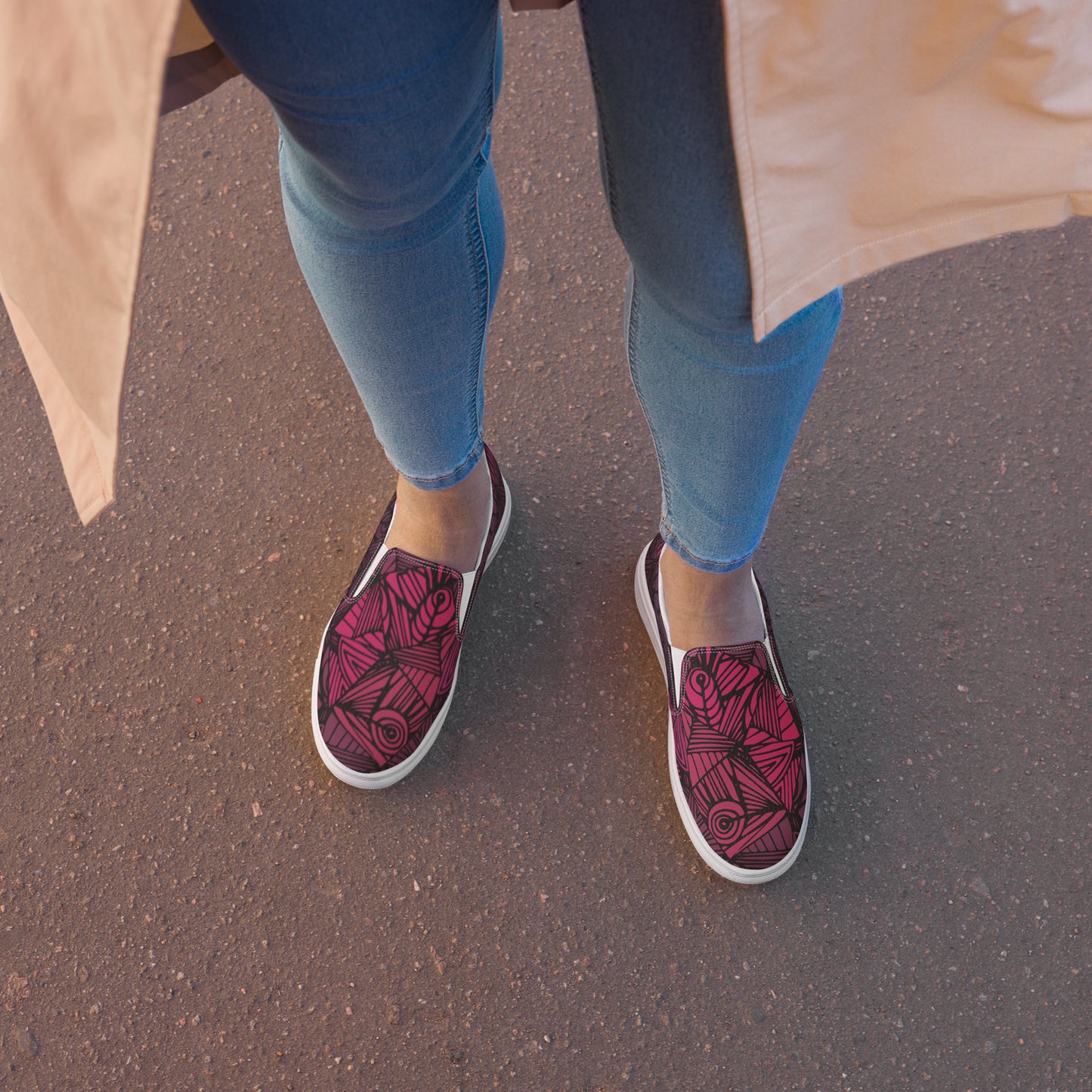 Worldtown Guaranteed To Dream Women’s slip-on canvas shoes